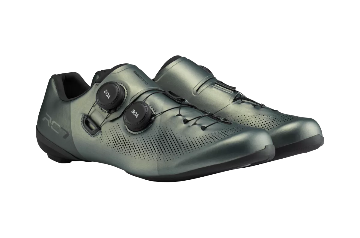 Shimano renueva su gama de calzado de carretera más accesible, con inspiración S-Phyre